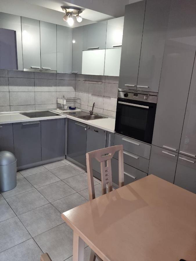 Empire Apartments Skopje Bagian luar foto
